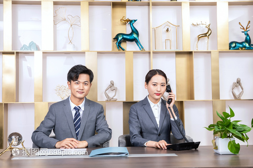 前臺(tái)服務(wù)與攝影服務(wù)的完美融合——全方位提升客戶體驗(yàn)